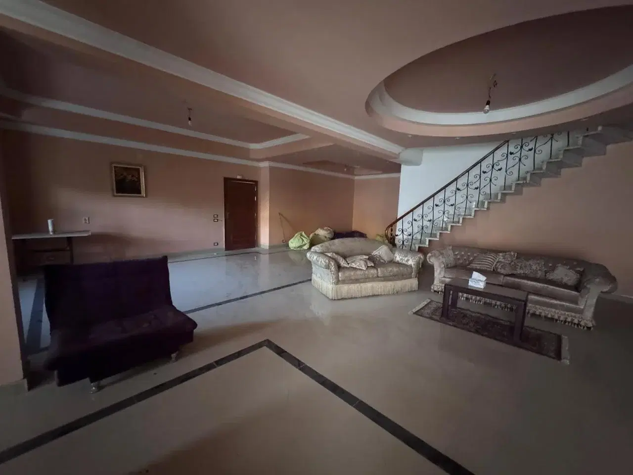 Stunning Villa for Sale in Garana
