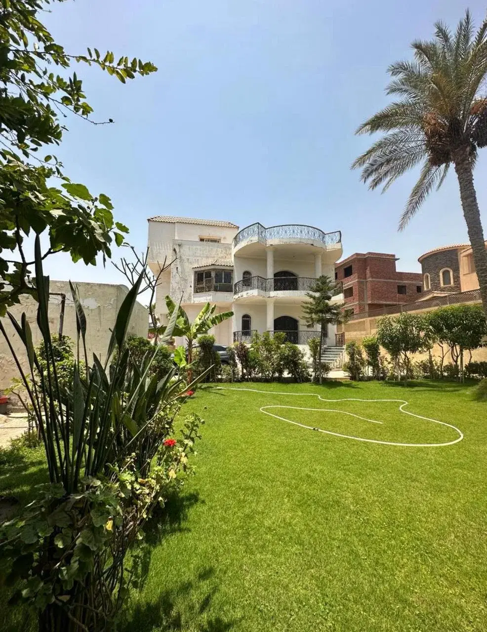 Stunning Villa for Sale in Garana