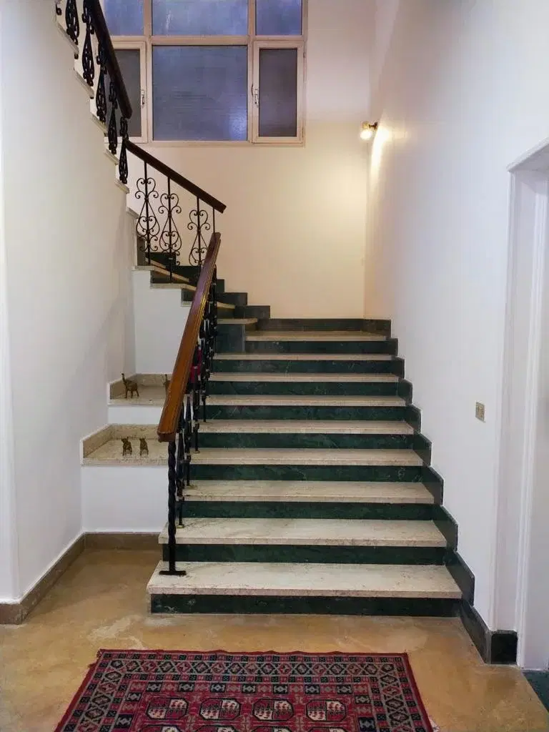 Stunning Villa for Sale in Garana, October