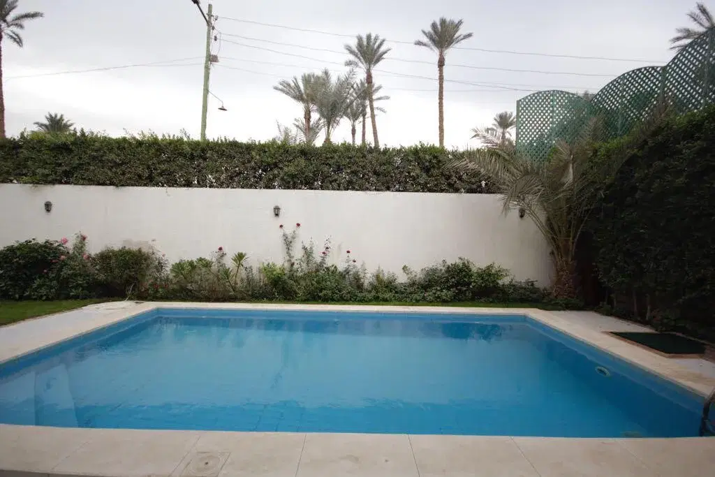 Stunning Villa for Sale in Garana, October