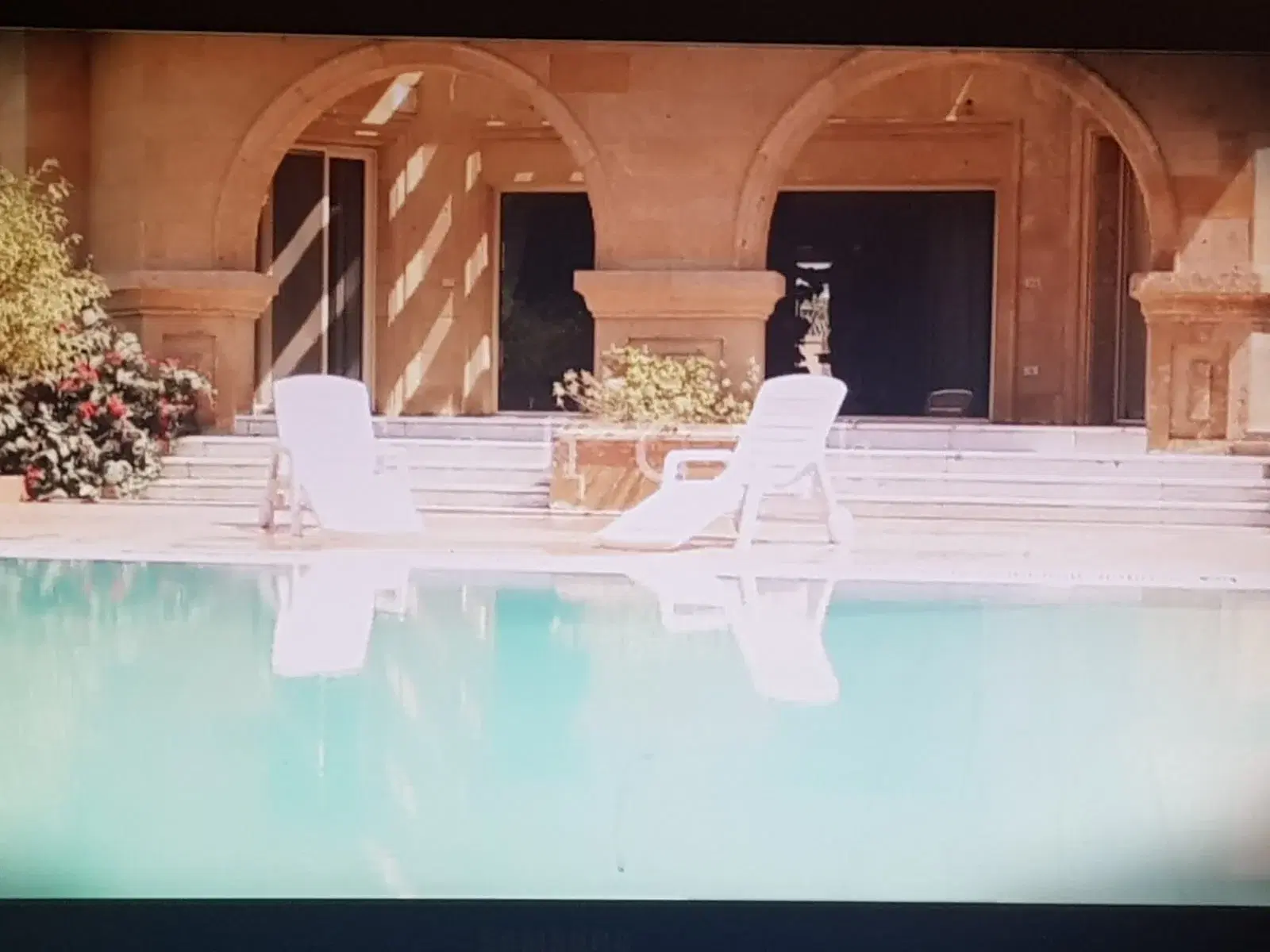 Stunning Villa for Sale in Garana, October