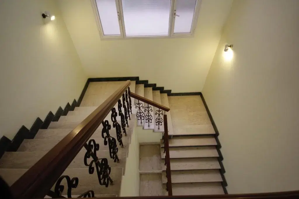 Stunning Villa for Sale in Garana, October