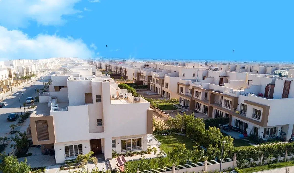 فلل راقية للبيع في جراند هايتس
