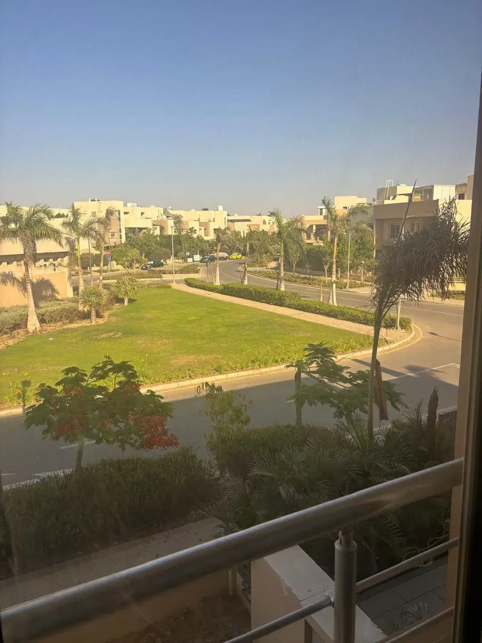 تاون هاوس مذهل للبيع في جراند هايتس