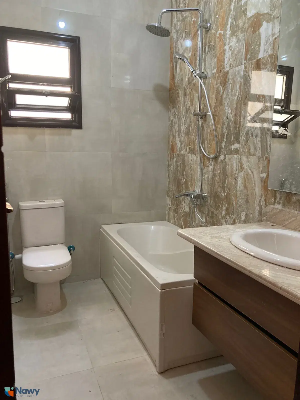 Green 5, Sheikh Zayed - 4-Bedroom Apartment for Sale