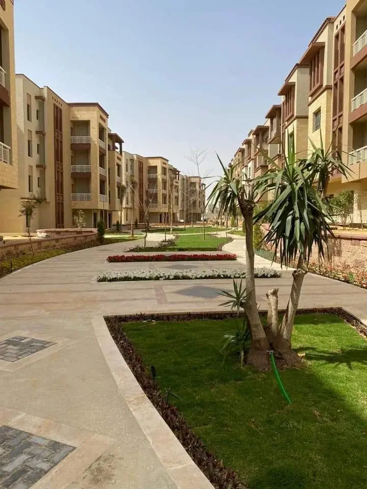 Spacious Apartment for Sale in Green 6