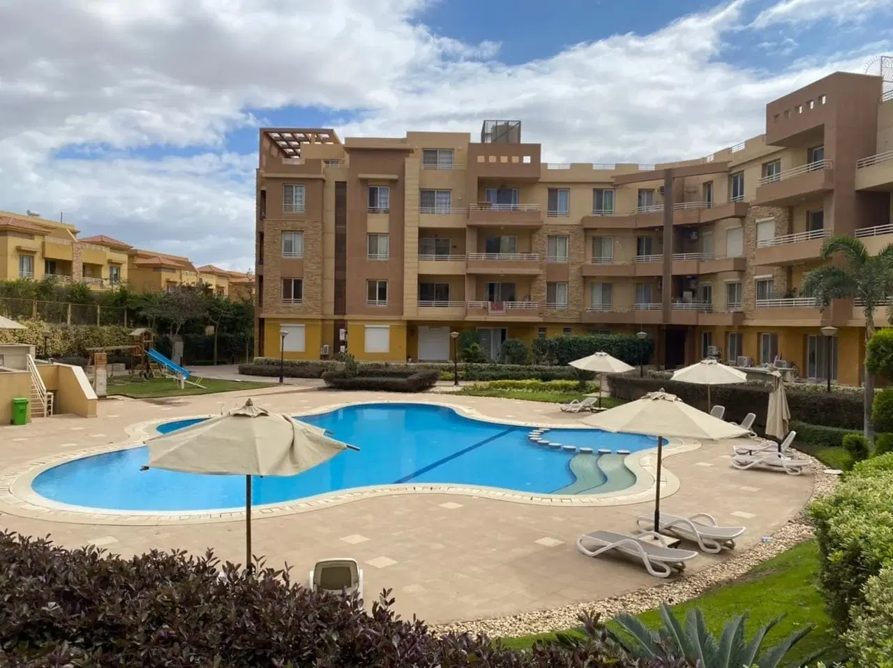 Luxurious Apartment for Sale in Jewar Sheikh Zayed