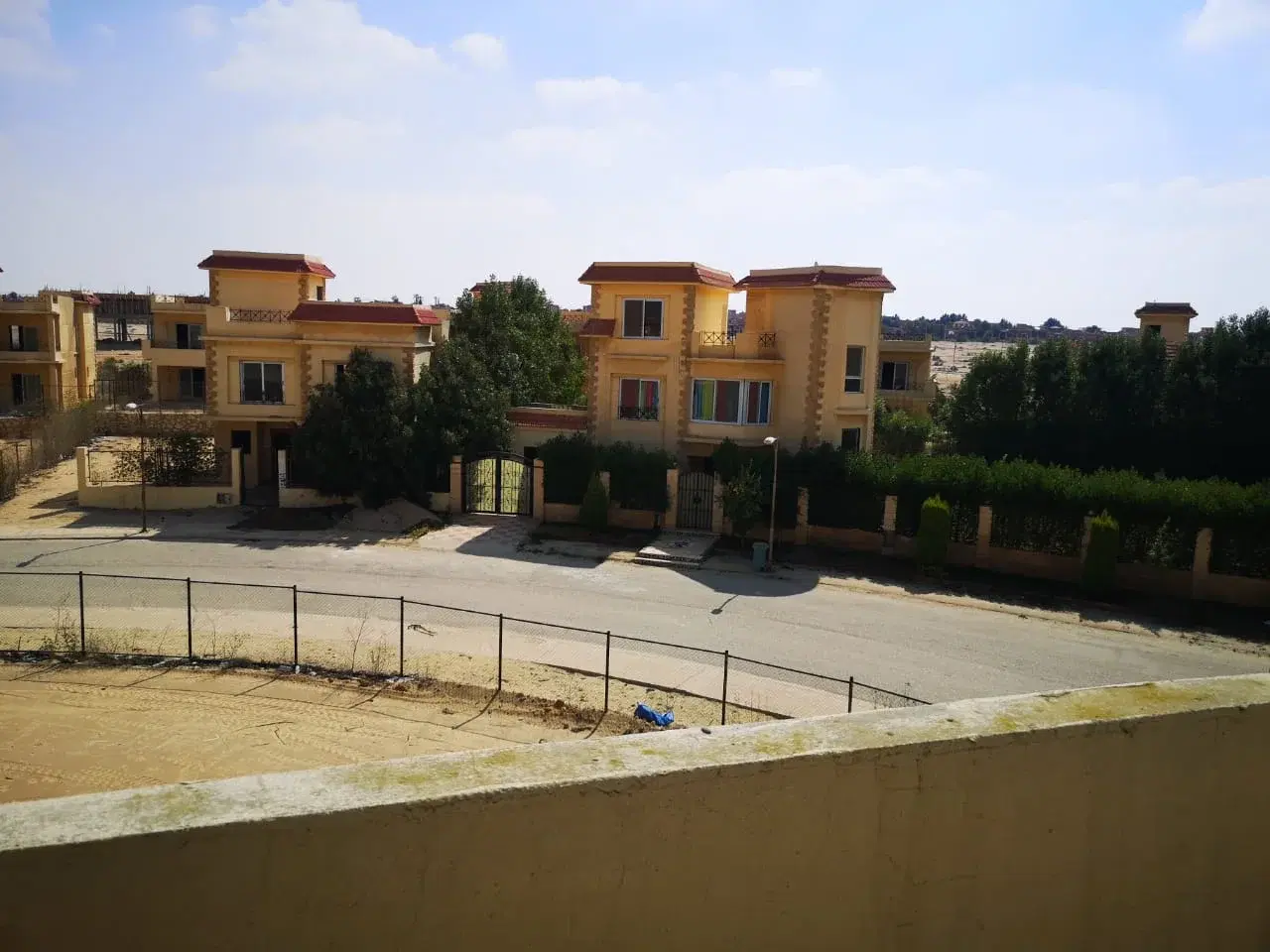 Luxurious Villa for Sale in Golf Solimania, October