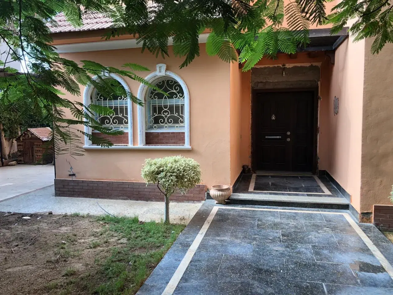 Luxurious Villa for Sale in Golf Solimania