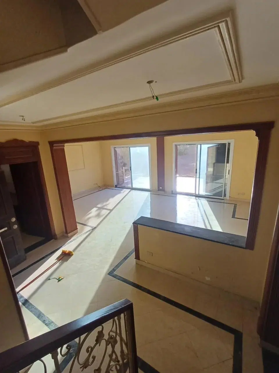 Luxurious Villa for Sale in Golf Solimania