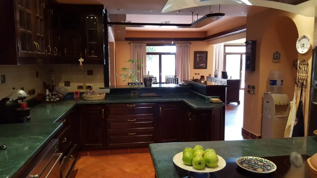 Luxurious Villa for Sale in Golf Solimania