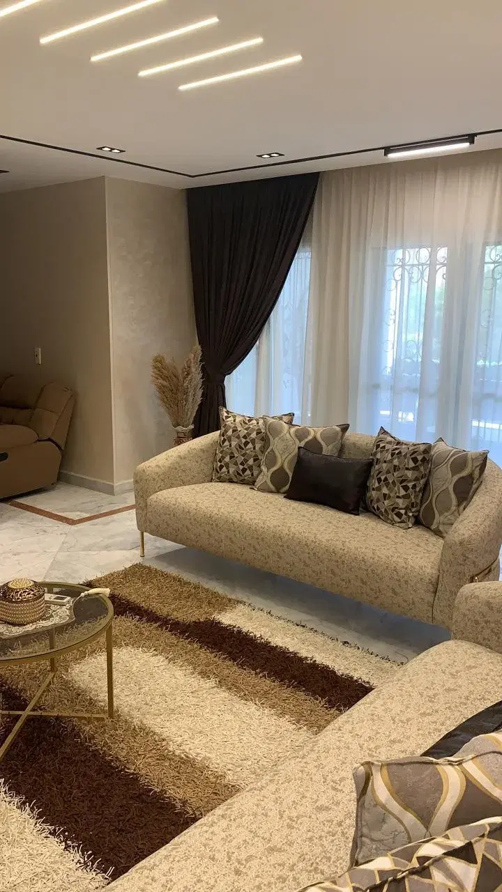 شقة فاخرة للبيع في كمبوند دريم لاند