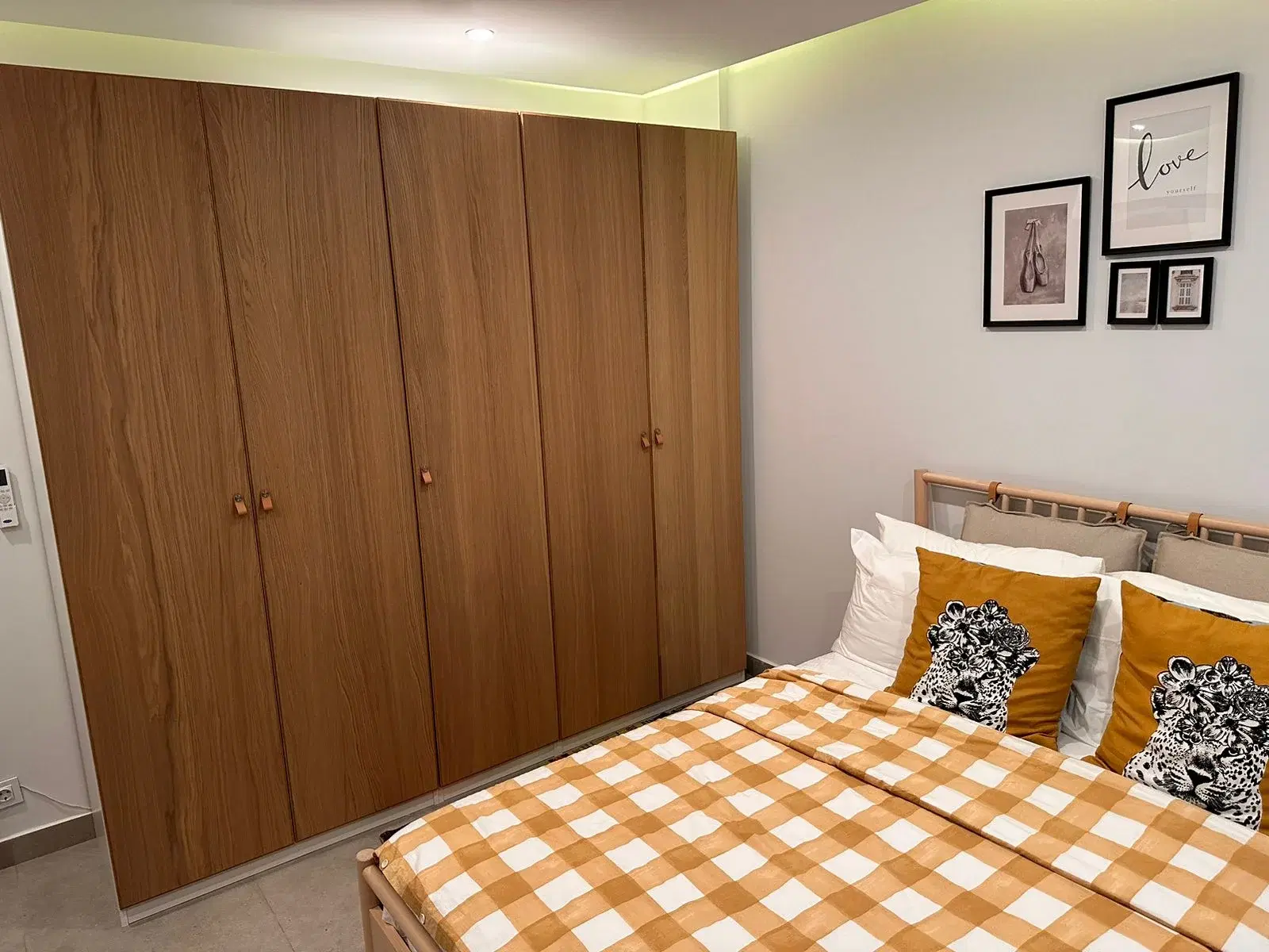 Chalet for Sale in The Greek Village, Marassi