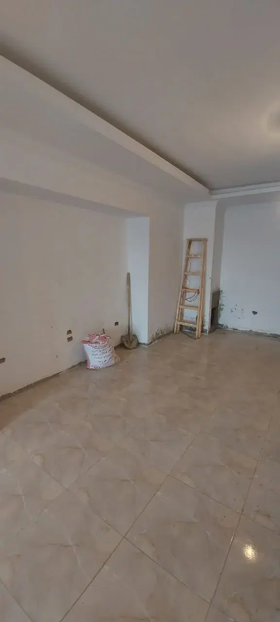 شقة فاخرة للبيع في كمبوند ذا سكوير