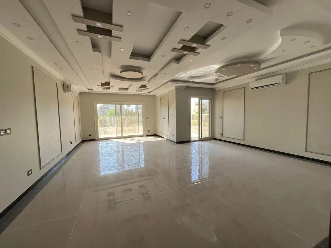 Stunning Twinhouse for Sale in The Crown