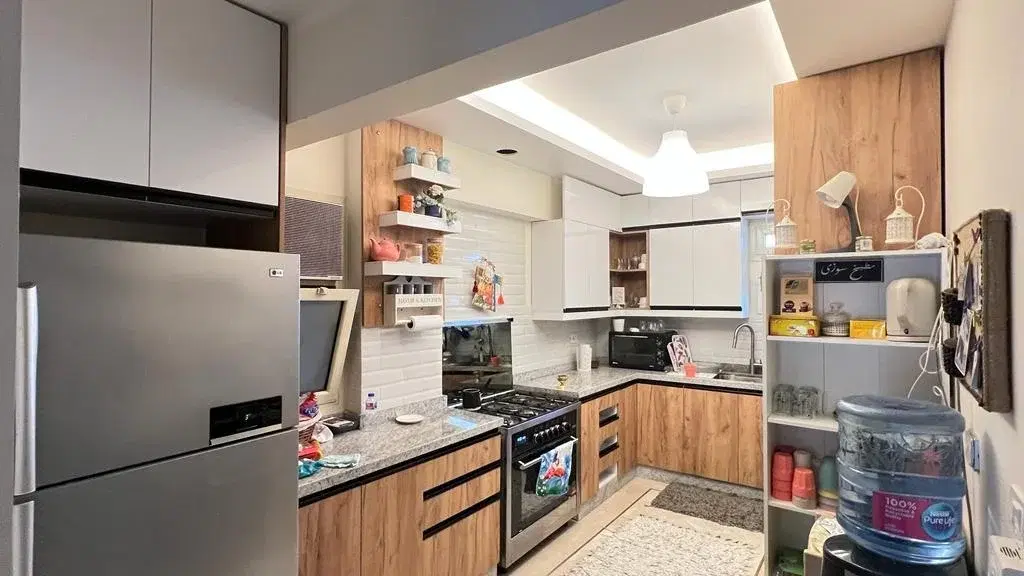 دوبلكس فاخر للبيع في كمبوند ريوس