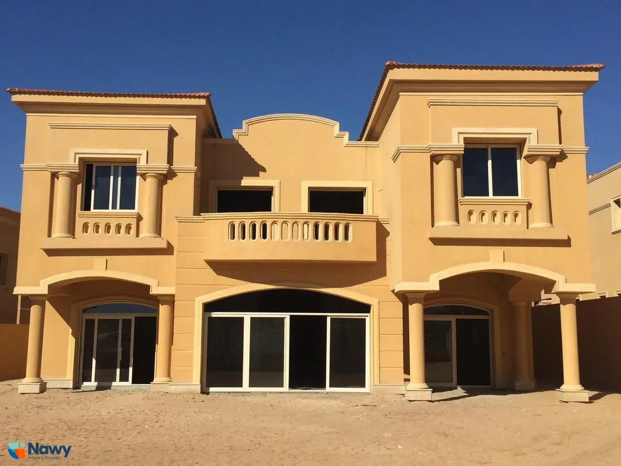 Elegant Twinhouse for Sale in Royal Meadows