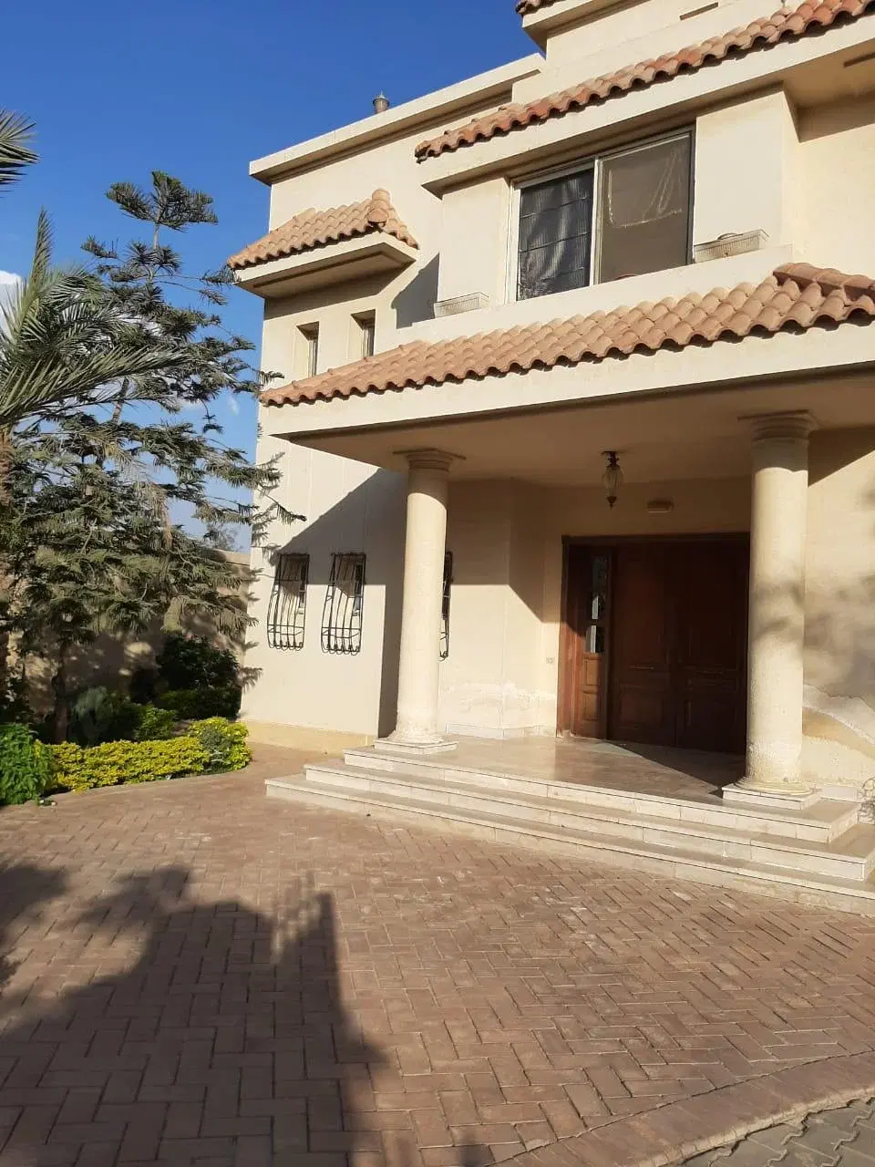 Luxurious Villa for Sale in Royal Hills