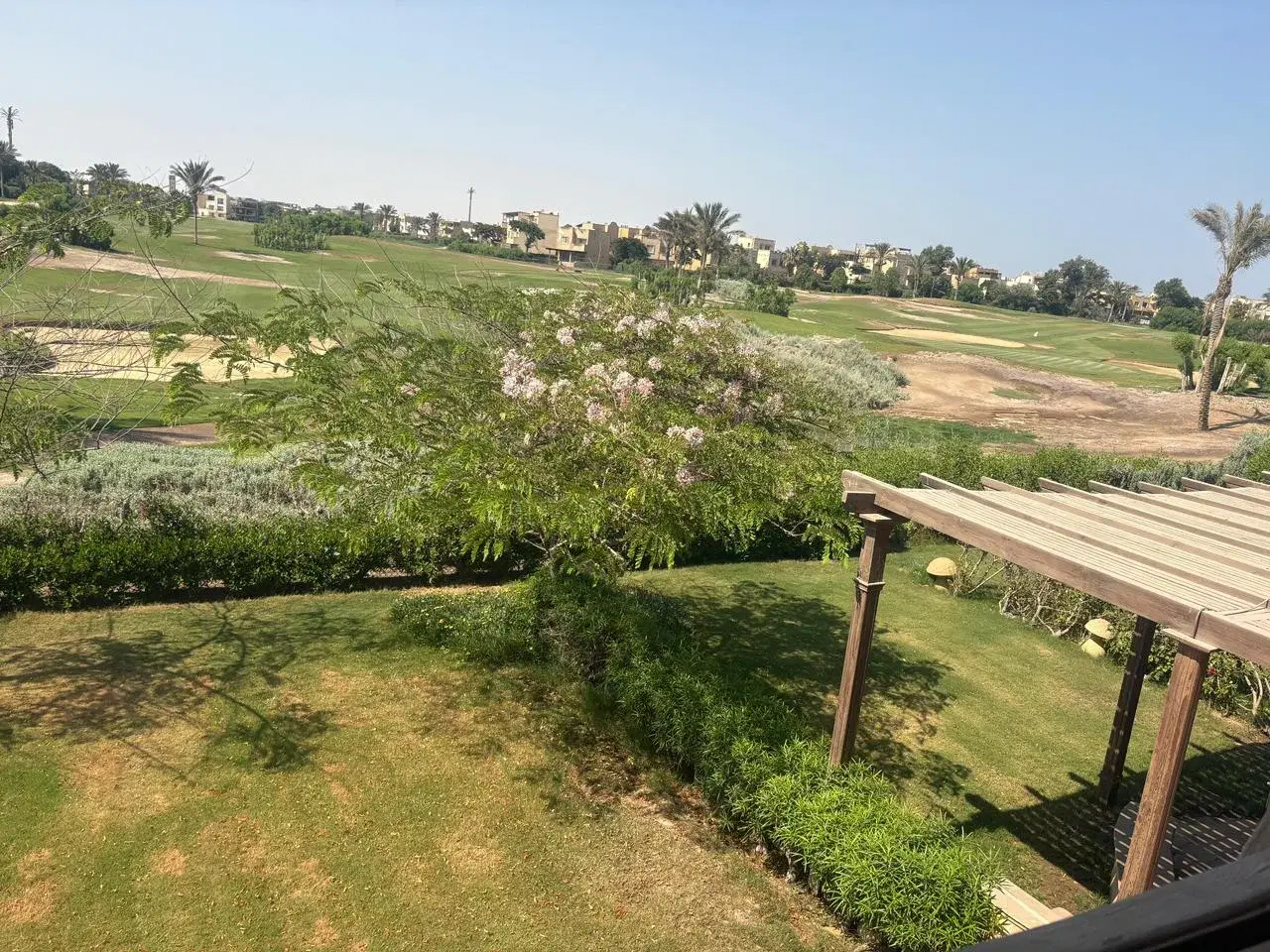 شاليه للبيع في قرية ستيلا دي ماري العين السخنة مع 3 غرف نوم