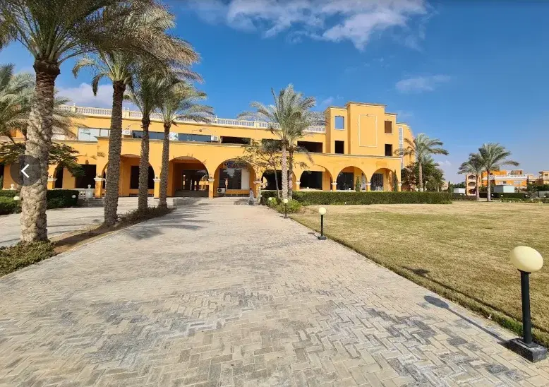 فيلا رائعة للبيع في كمبوند ستيلا مصر الجديدة الشروق من شركة رمكو