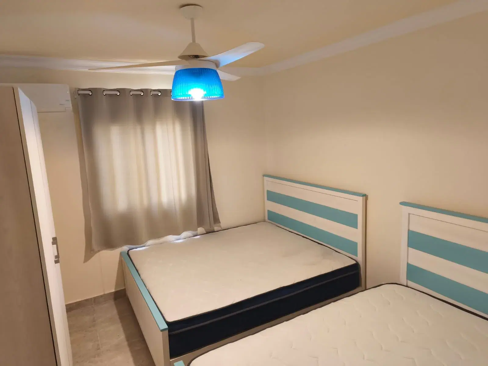 توين هاوس للبيع في ستيلا هايتس