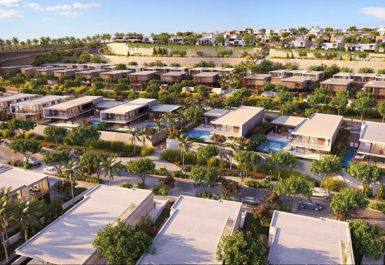 Stylish Townhouse for Sale in Swan Lake West