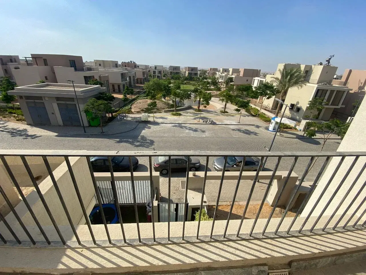 Stunning Middle Townhouse for Sale in SODIC East
