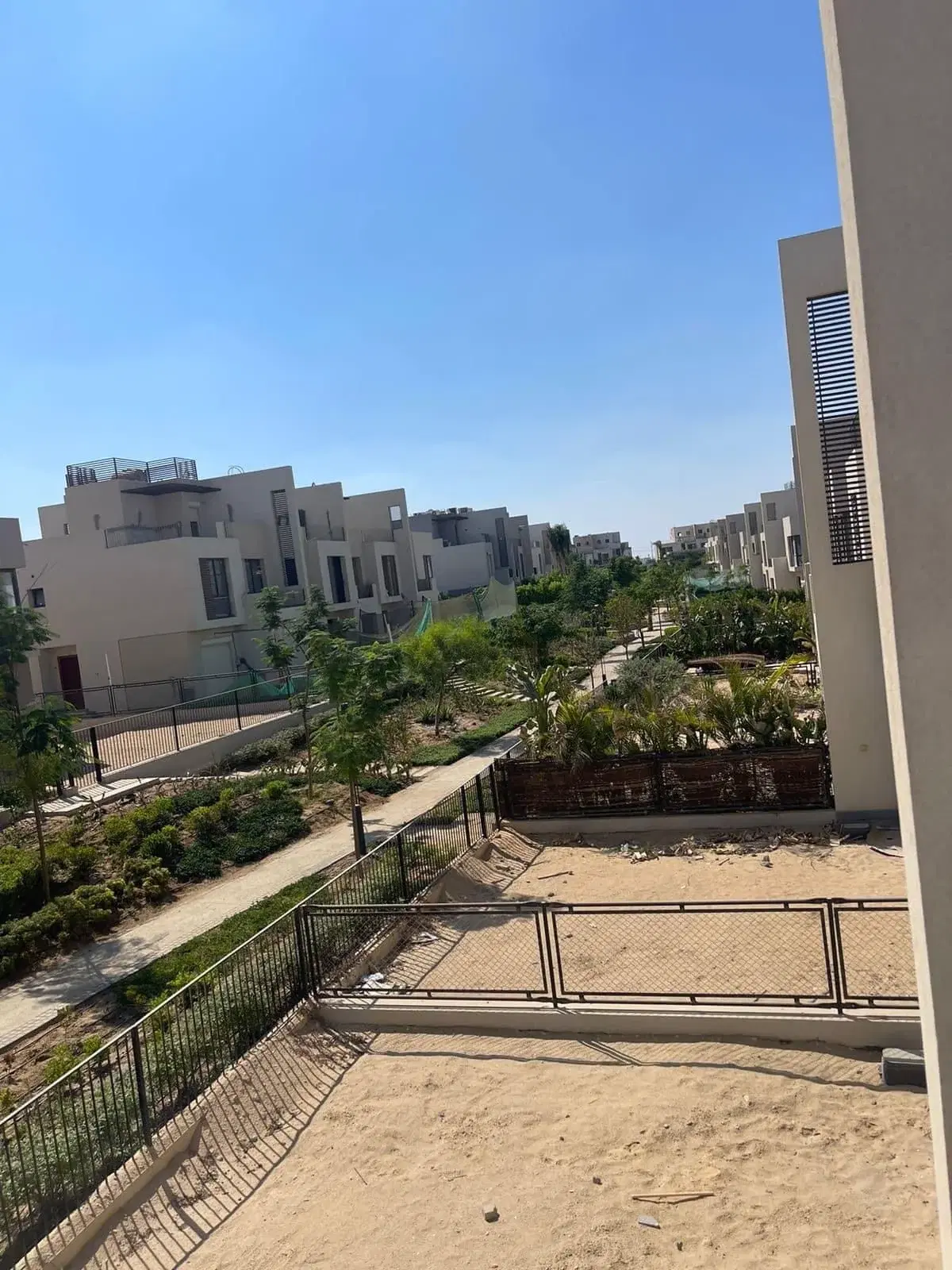 Stylish Townhouse Corner Available for Sale in Sodic East
