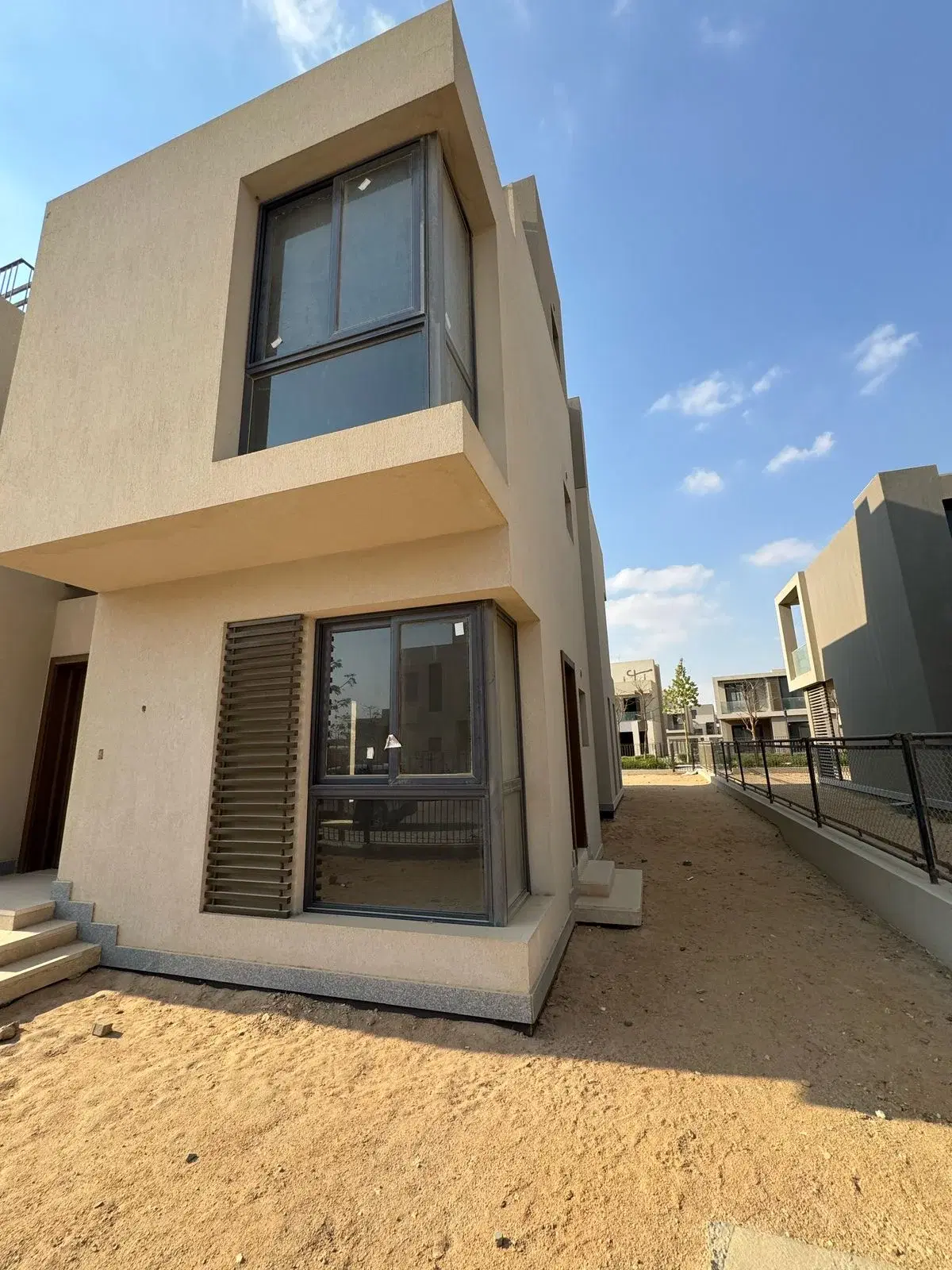 Stunning Villa for Sale in SODIC East with 4 Bedrooms in New Heliopolis