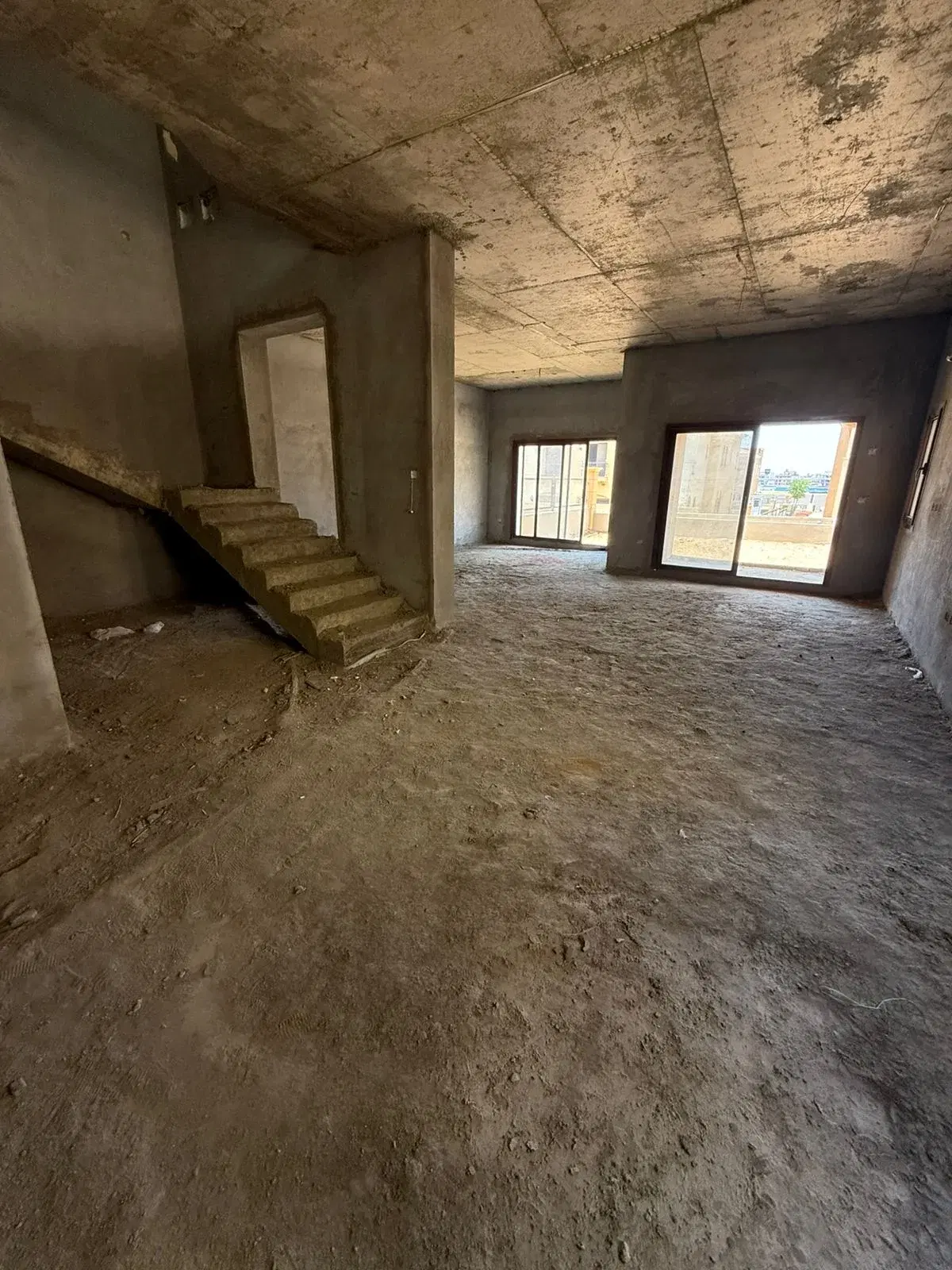 Stunning Townhouse for Sale in City Gate