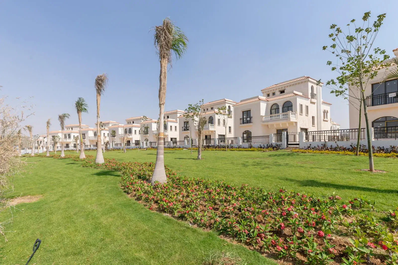 فيلا فاخرة للبيع في سيليا العاصمة الإدارية من طلعت مصطفى