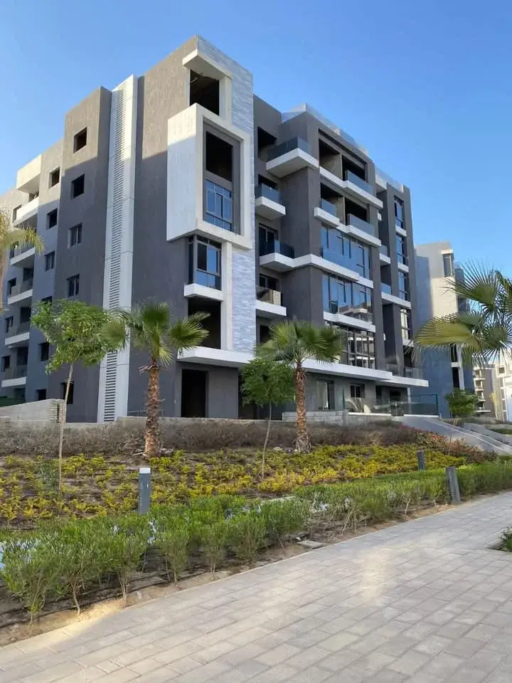 Luxury Apartment for Sale in Sun Capital