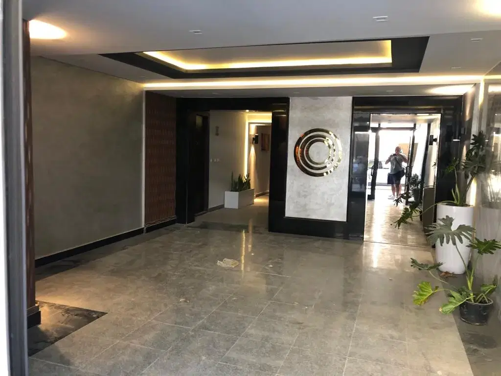 Stunning Apartment for Sale in Sun Capital