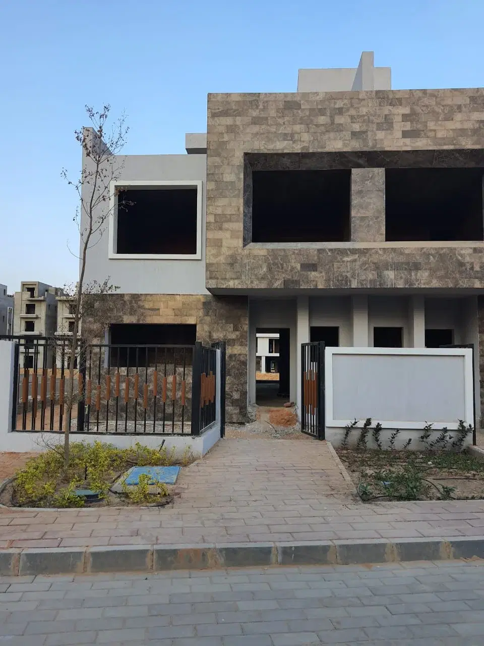 Stylish Twinhouse for Sale in Sun Capital, 3 Bedrooms in October Gardens by Arabia Holding