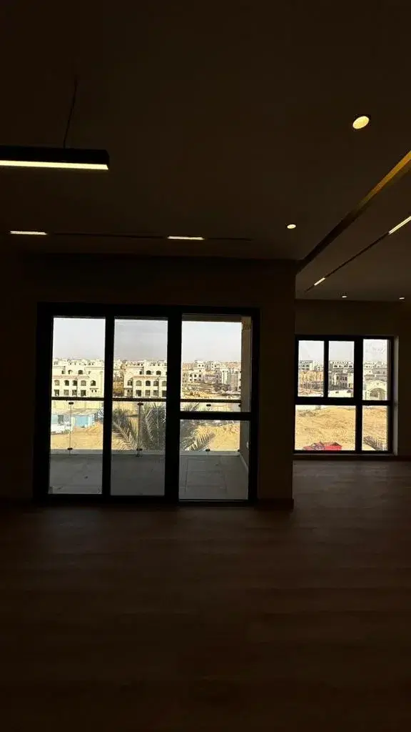 شقة رائعة للبيع في فيليت، التجمع الخامس من سُدِيك