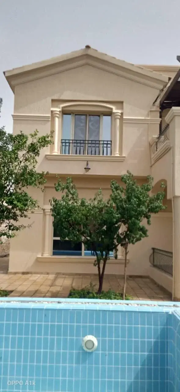 Luxury Villa for Sale in Katameya Hills