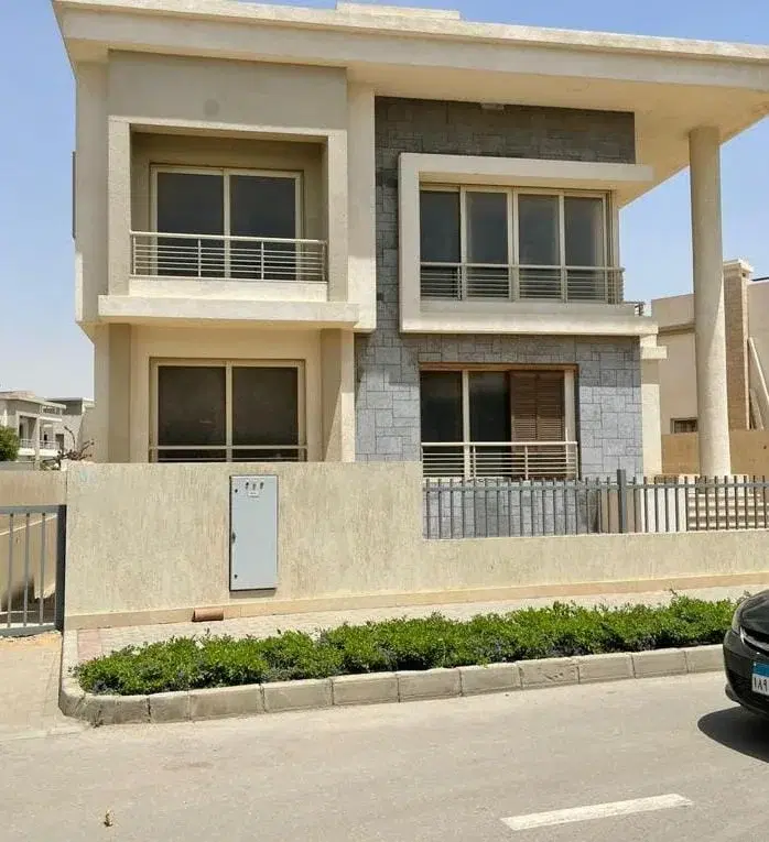فيلا فاخرة للبيع في كايرو فيستيفال سيتي