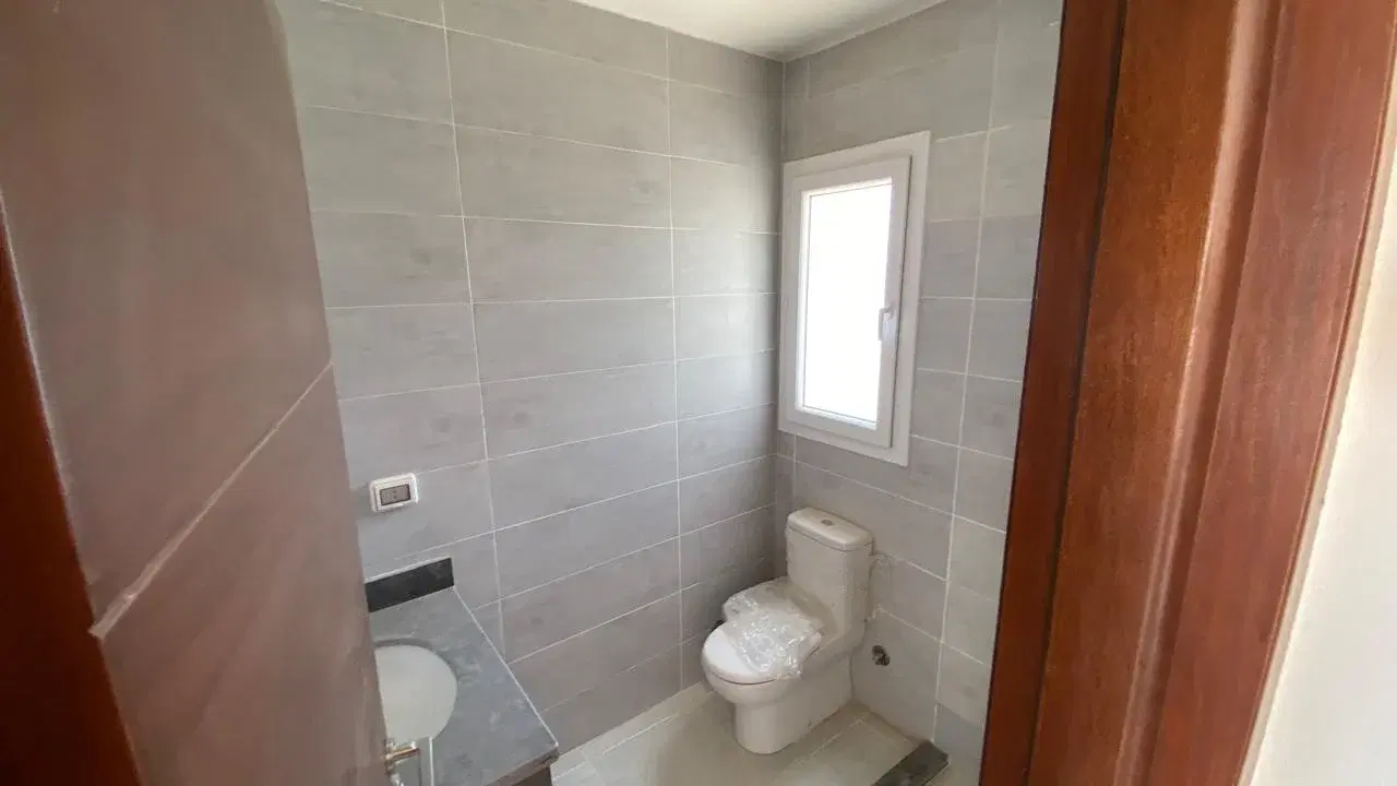 Stylish 3-Bedroom Apartment for Sale in Kayan