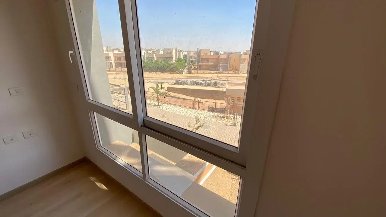Stylish 3-Bedroom Apartment for Sale in Kayan