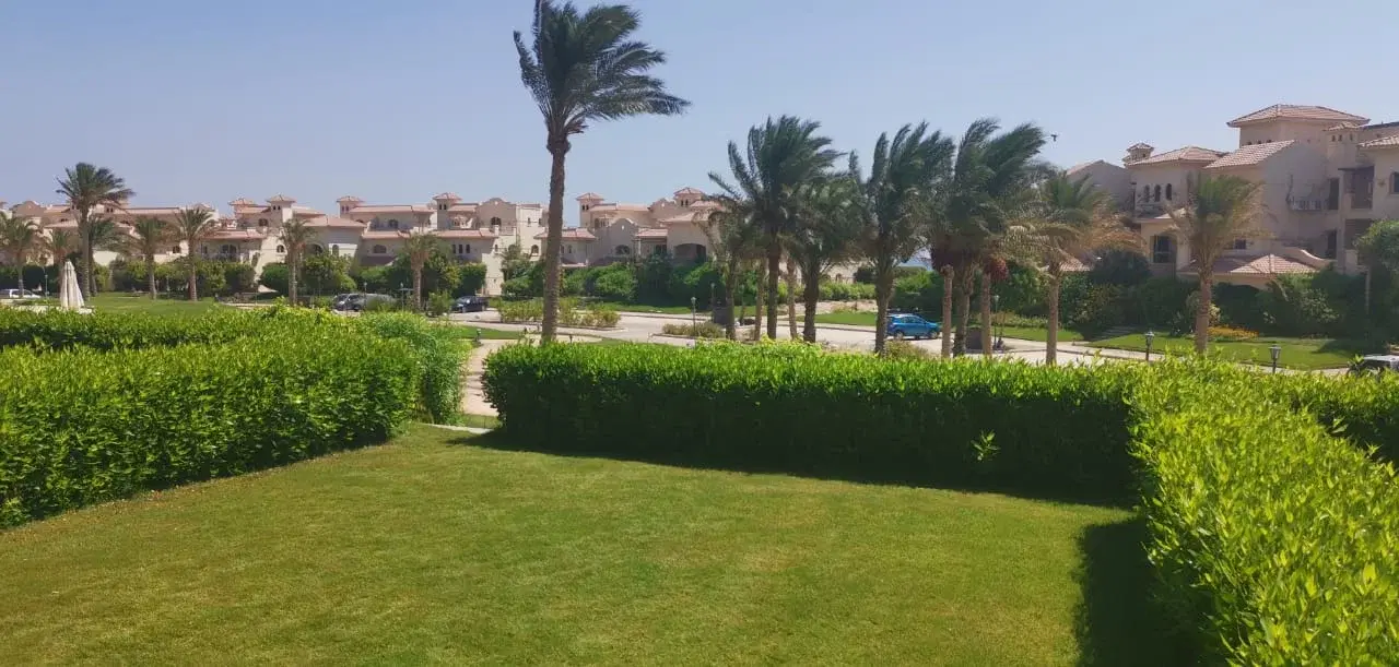 شاليه رائع للبيع في قرية لافيستا 3، العين السخنة من شركة لافيستا للتطوير العقاري