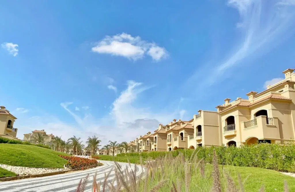 Elegant Townhouse for Sale in La Vista City