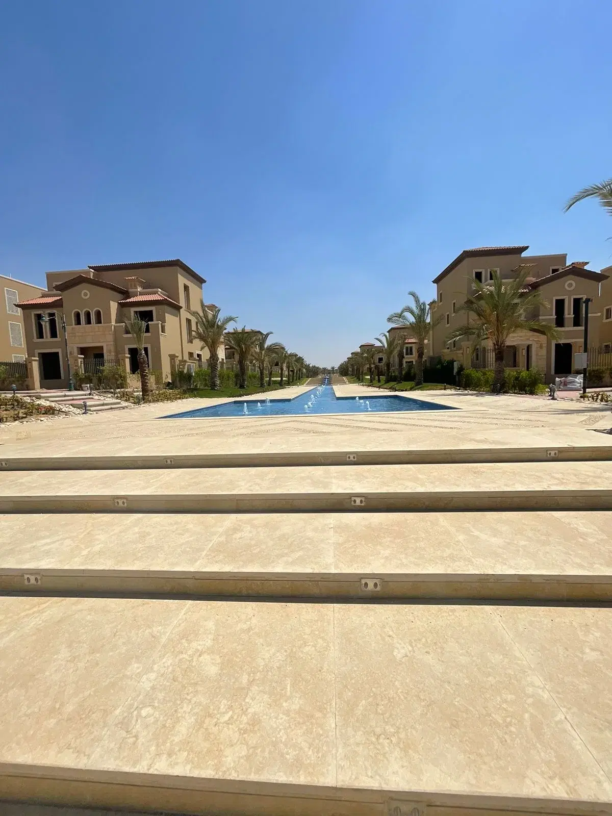 Spacious Townhouse for Sale in La Vista City