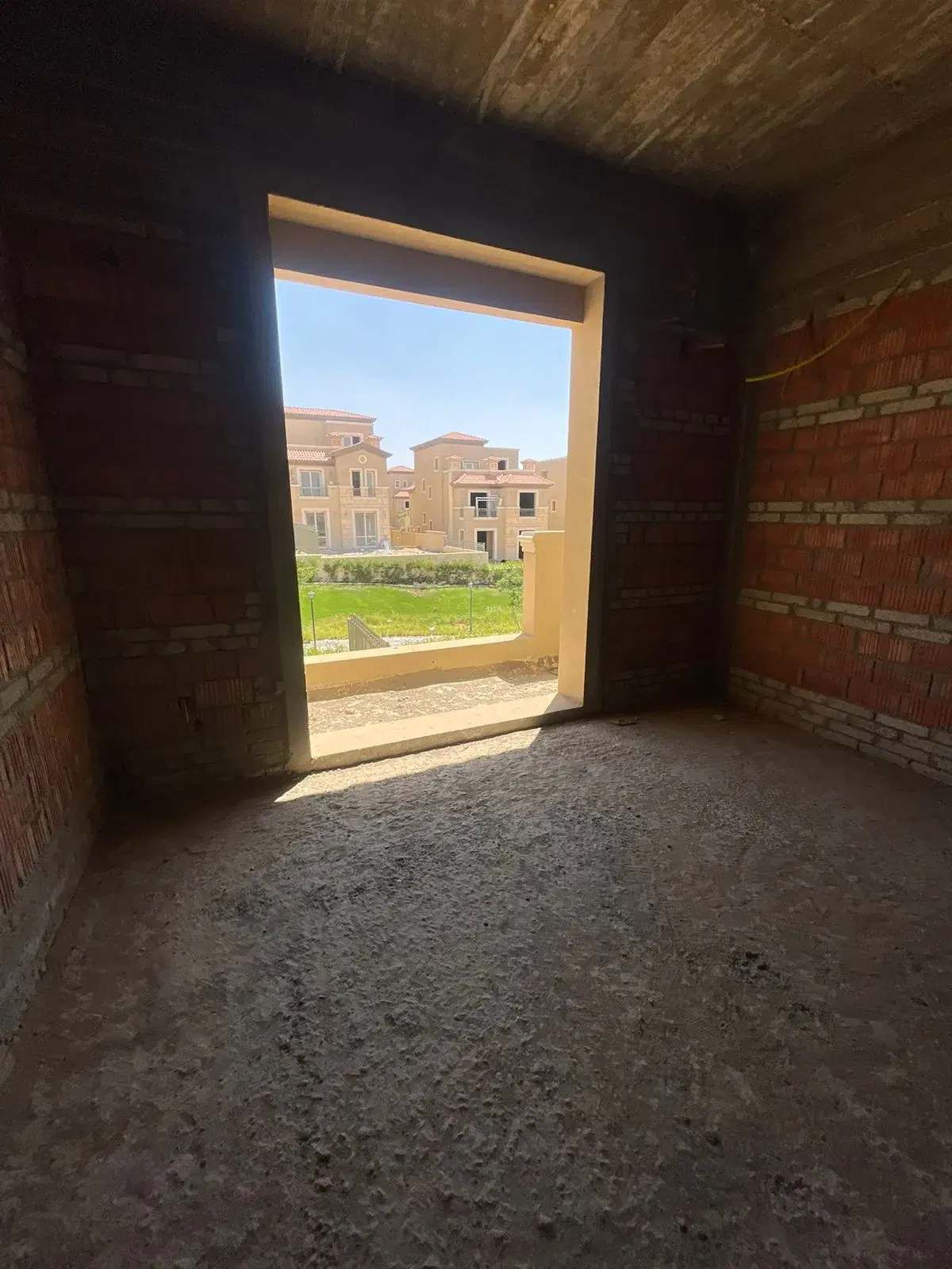Spacious Townhouse for Sale in La Vista City