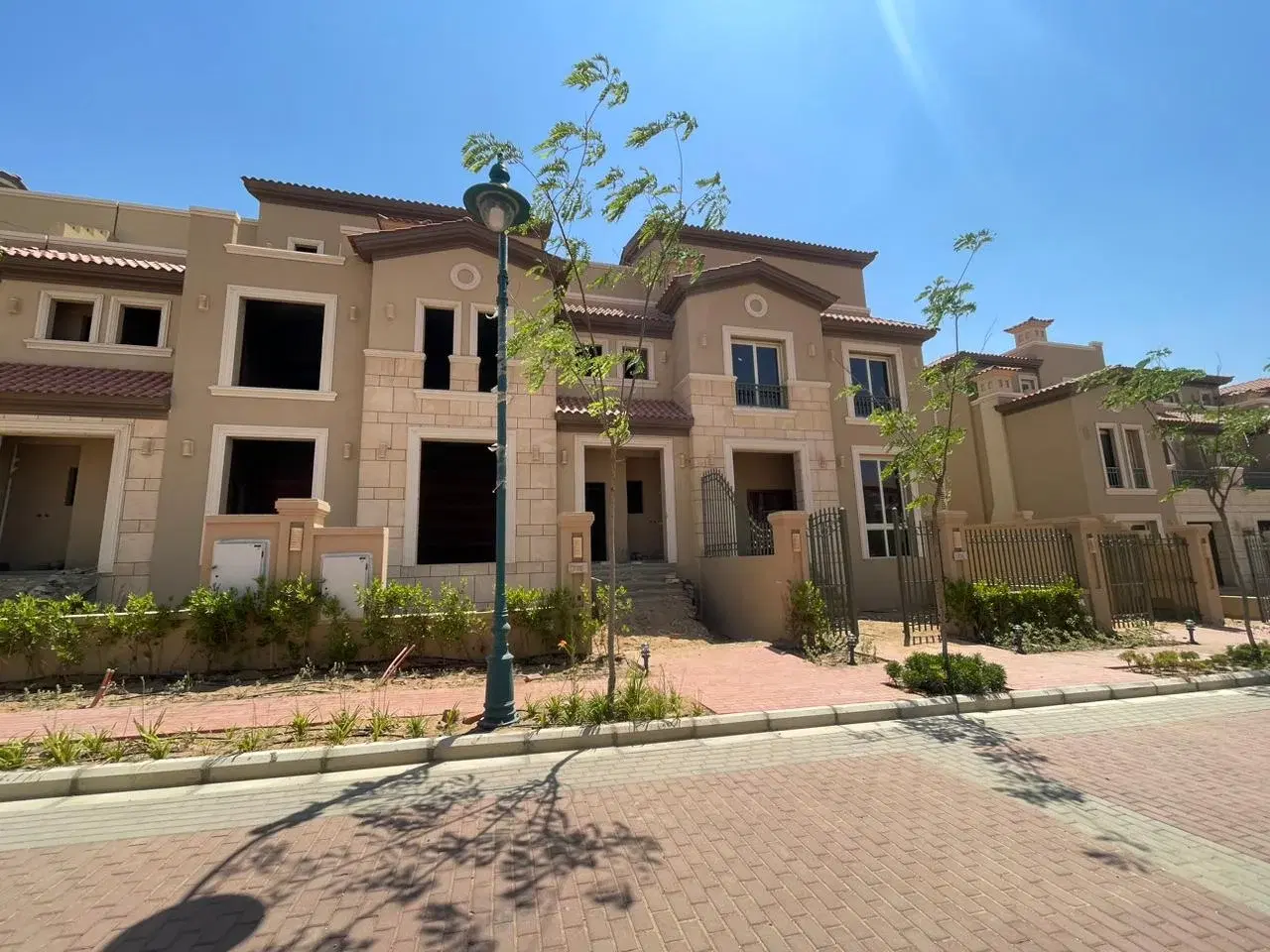 Spacious Townhouse for Sale in La Vista City