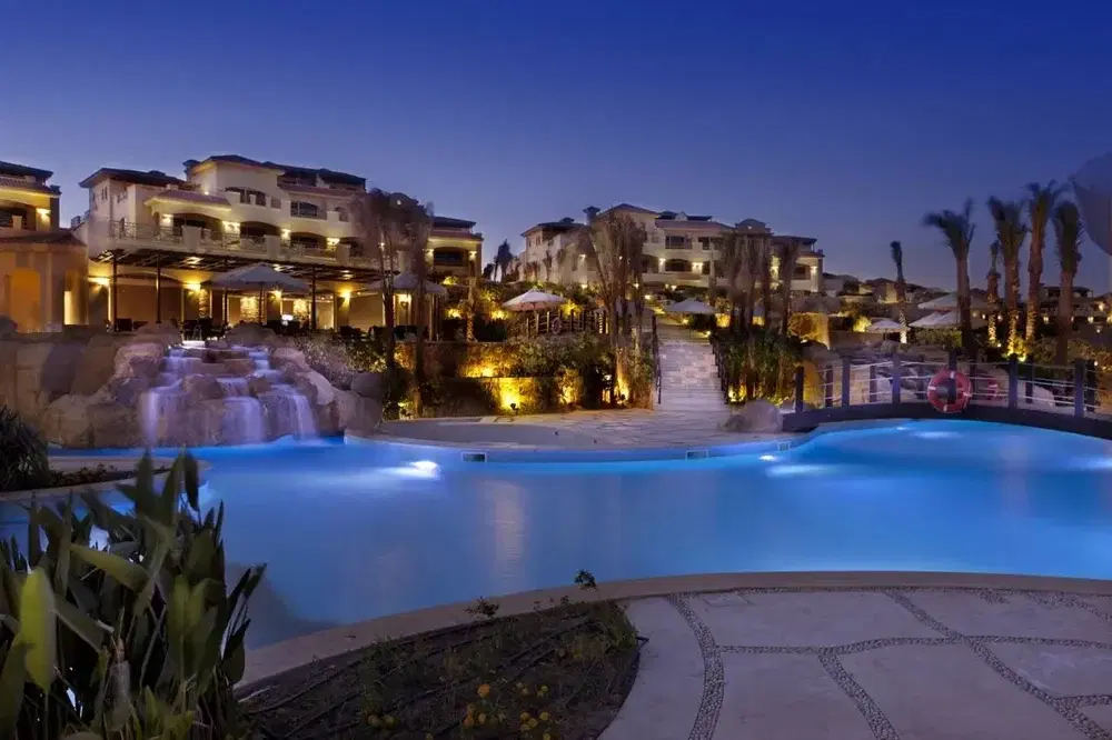 Chalet for Sale in La Vista Bay