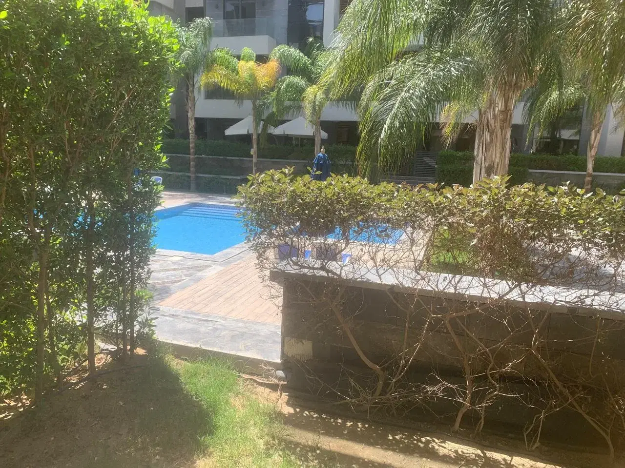 شقة أرضي 4 غرف للبيع في El Patio Casa - الشروق (لافيستا)