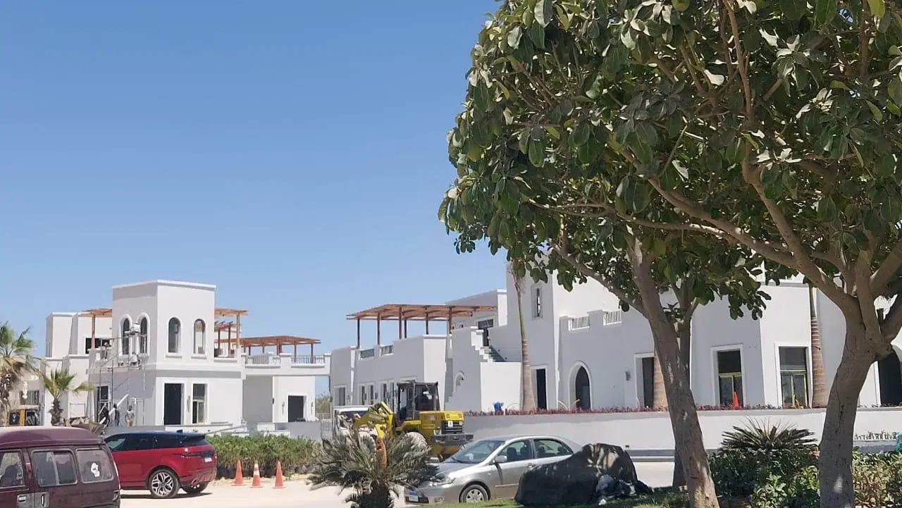 Retail Space Available for Sale in Lakeyard Hacienda Bay
