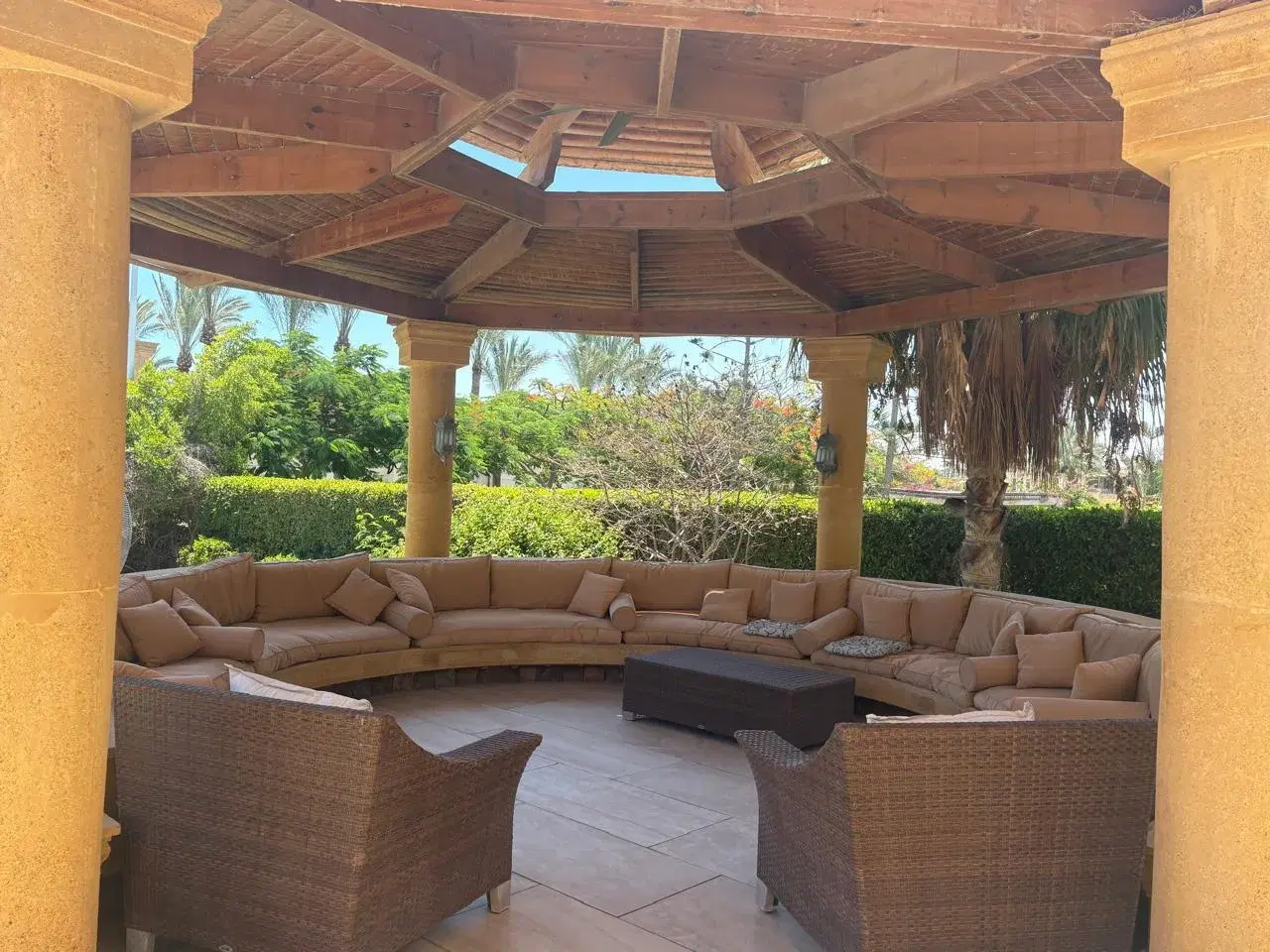 Luxurious Villa for Sale in Marina 5
