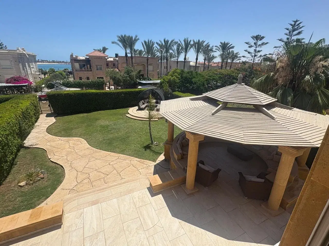 Luxurious Villa for Sale in Marina 5