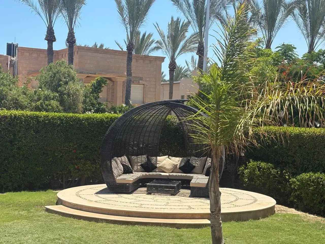 Luxurious Villa for Sale in Marina 5